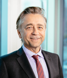 George Vegh, vice-président